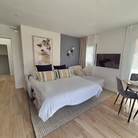 아파트 5 Dragos 라오로타바